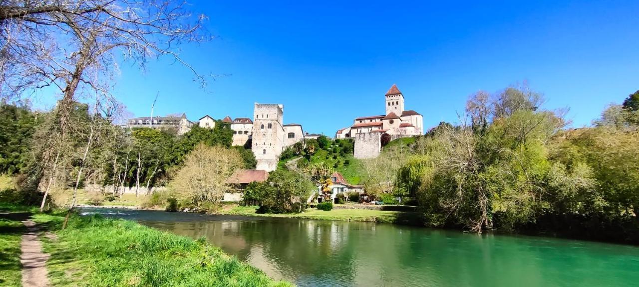 Entre Galets Apartman Sauveterre-de-Bearn Kültér fotó